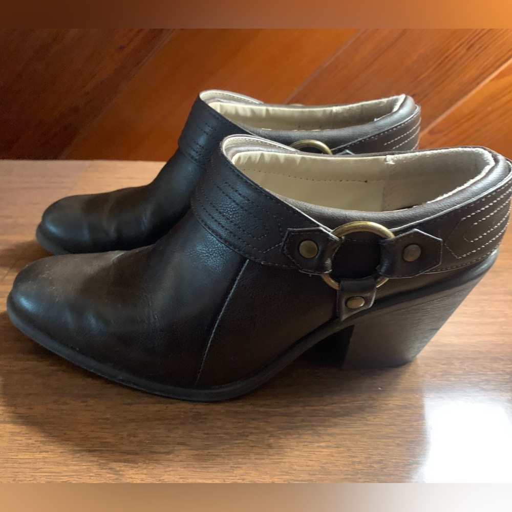 Faded Glory Dark Brown Booties